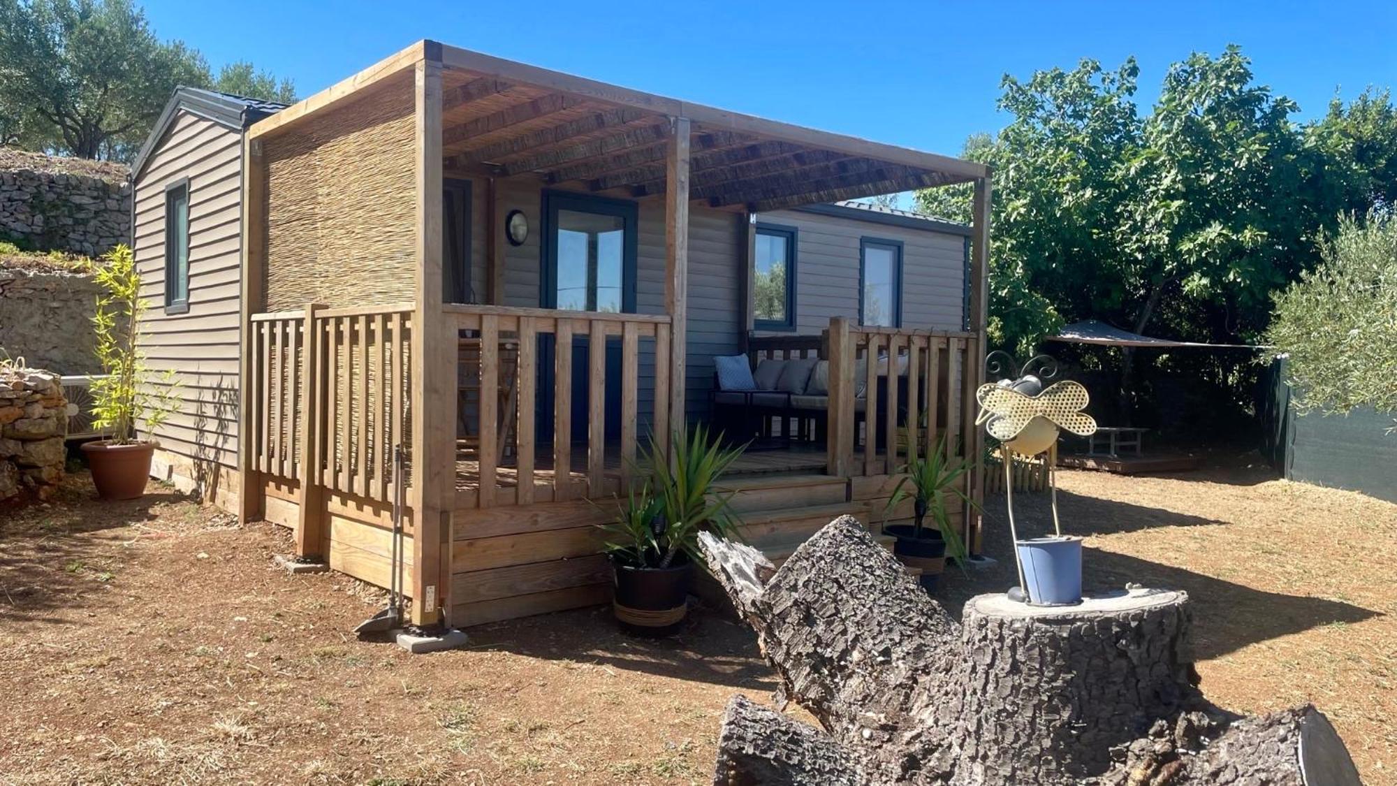 Mobil-Home En Pleine Nature A 3 Mins Du Lac Du Salagou Avec Vue Panoramique Lacoste  ภายนอก รูปภาพ